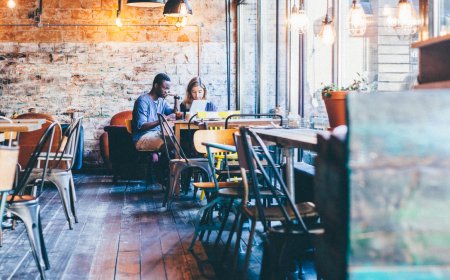 Laravel-AdminLTEとlivewireインストール